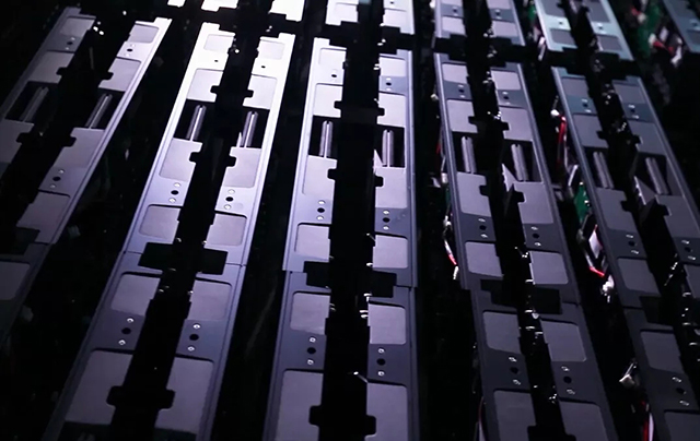 鎂麗箱體“裝屏神器” 讓<a href=http://m.aqlfk.com/xiaojianju/ target=_blank class=infotextkey>小間距</a>大屏so easy 5.webp.jpg