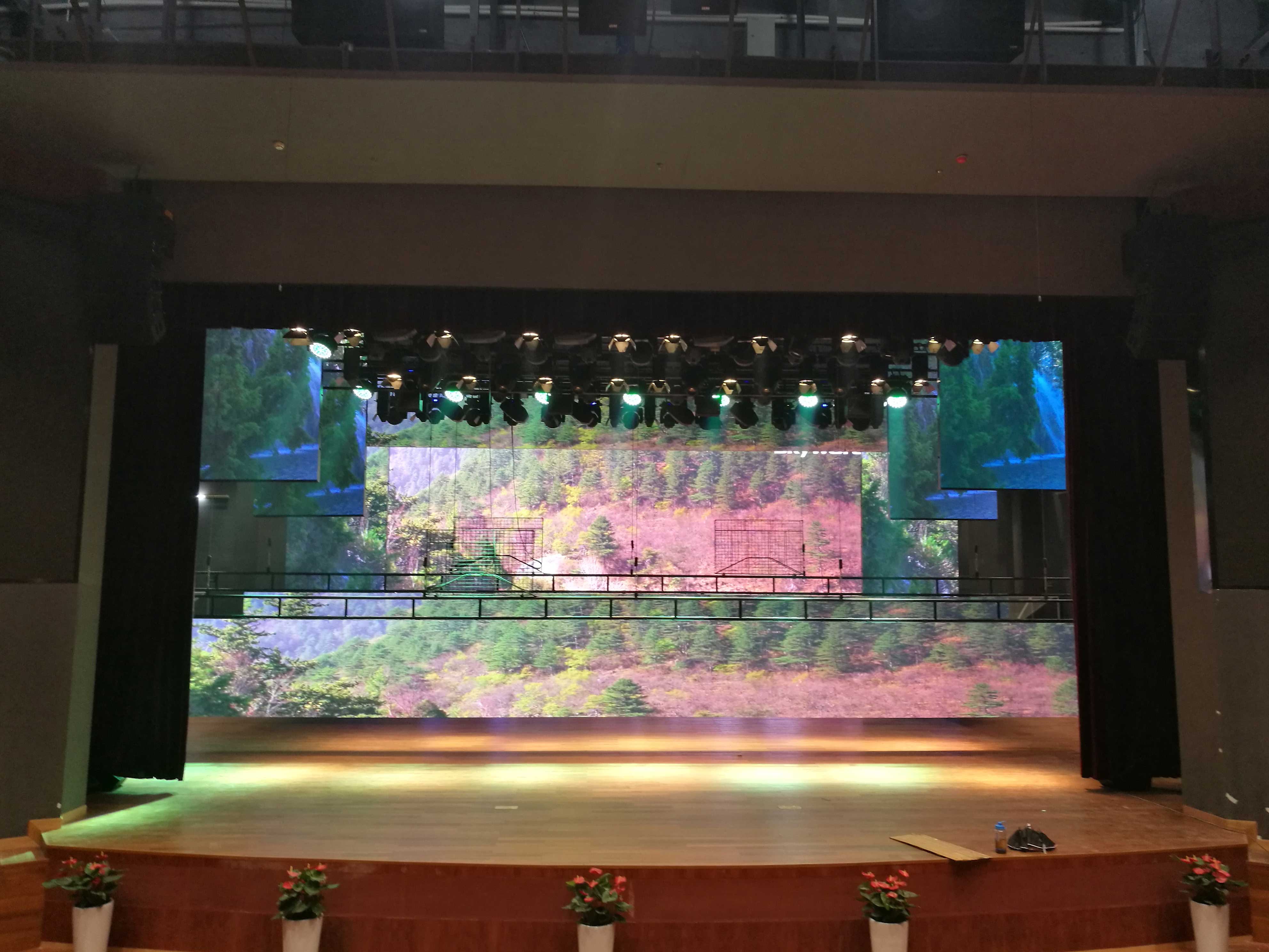 室內LED<a href=http://m.aqlfk.com/zulinping/ target=_blank class=infotextkey>租賃屏</a>案例 室內LED<a href=http://m.aqlfk.com/zulinping/ target=_blank class=infotextkey>租賃屏</a>案例