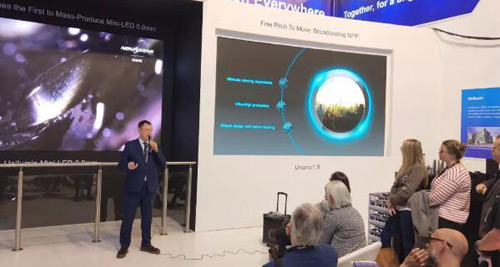 創新研發為我國<a href=http://m.aqlfk.com/xiaojianju/ target=_blank class=infotextkey>小間距</a>LED顯示行業激發新動能