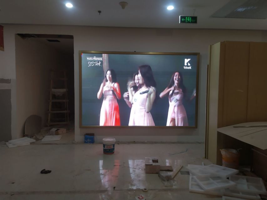 室內<a href=http://m.aqlfk.com target=_blank class=infotextkey>led屏</a>調試中