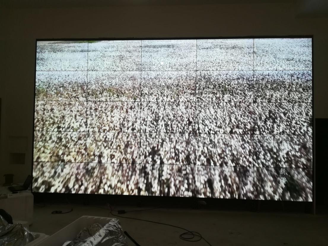 甘南法官培訓學院55寸1.7mm液晶拼接屏.jpg 甘南法官培訓學院55寸1.7mm液晶拼接屏.jpg